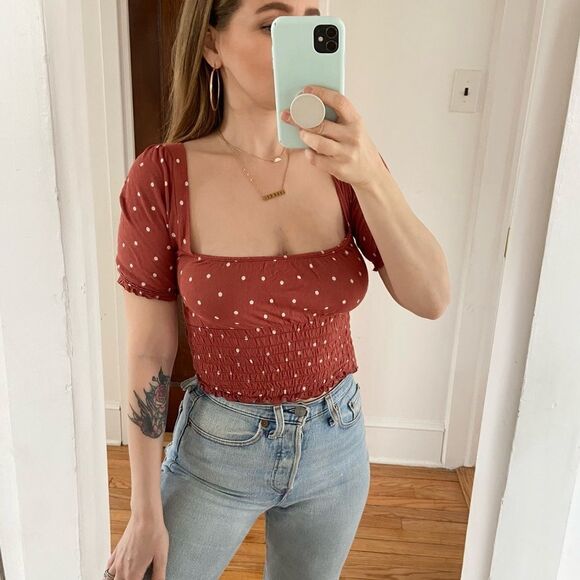Urban Outfitters UO Polka Dot Square Neck Smocked Crop Top Rust Small - Picture 2 of 8